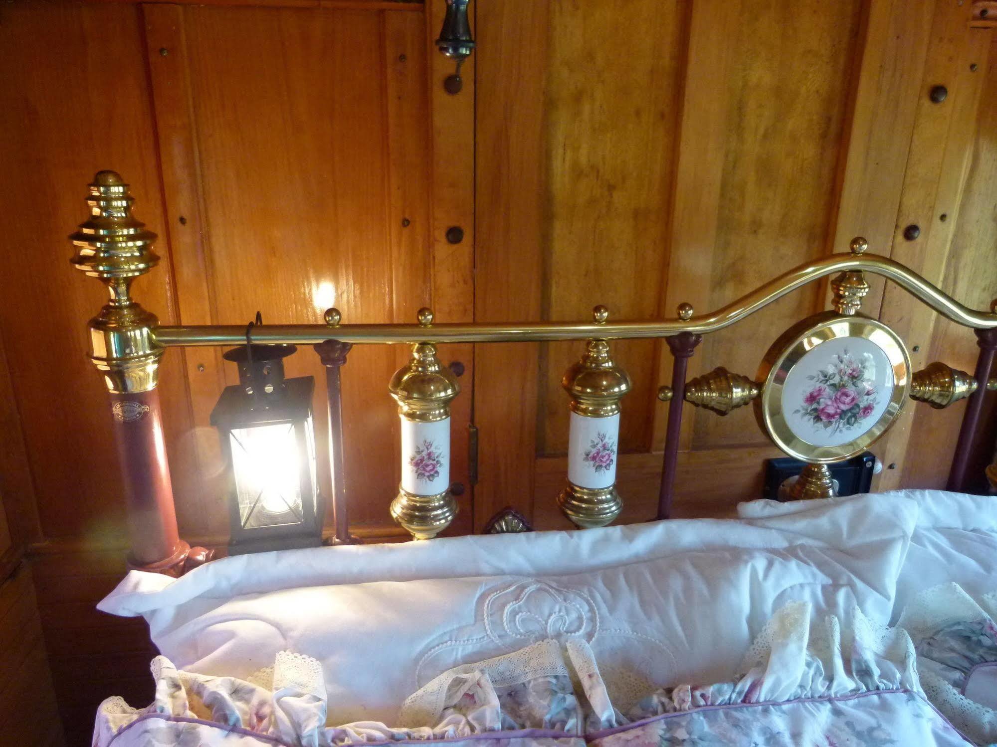 Wacky Stays - Unique Farm-Stay Glamping Rentals, Free Animal Feeding Tours Kaikoura Kültér fotó
