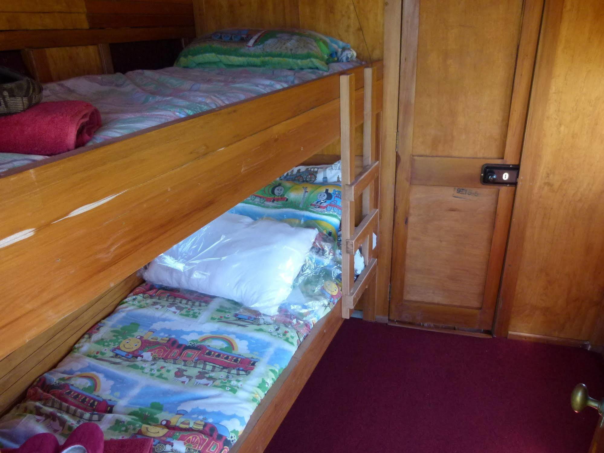 Wacky Stays - Unique Farm-Stay Glamping Rentals, Free Animal Feeding Tours Kaikoura Kültér fotó
